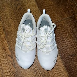 Puma White leather shoes